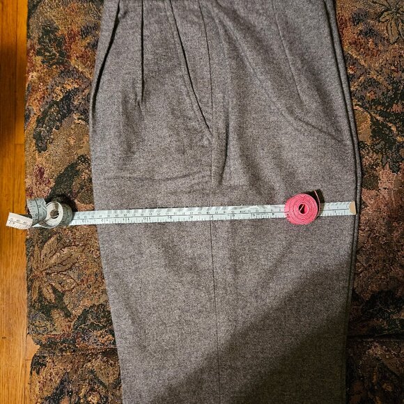 Vintage 90s, grey wool, lined, pleated dress pants, front pockets, M, Sevil - Picture 10 of 11